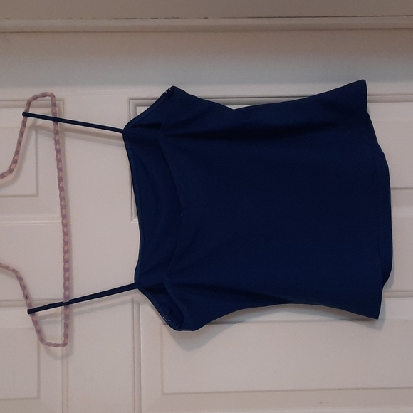 Beautiful Y2K Blue crop top spaghetti strap measurements in details cute floral - Picture 5 of 5